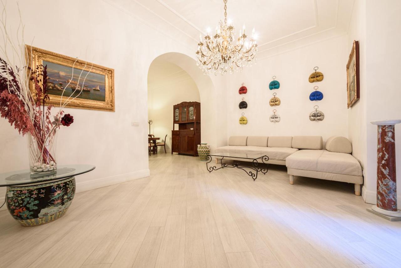 Palazzo Dello Spagnolo Suite Napoli Eksteriør billede