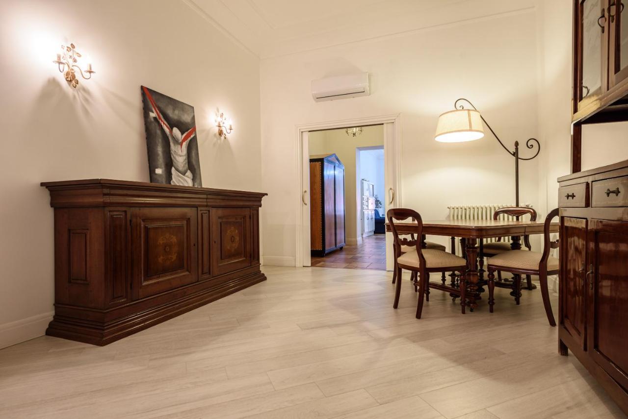 Palazzo Dello Spagnolo Suite Napoli Eksteriør billede
