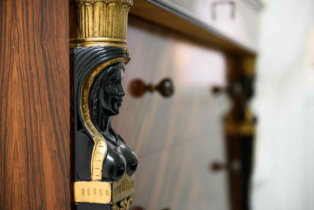Palazzo Dello Spagnolo Suite Napoli Eksteriør billede